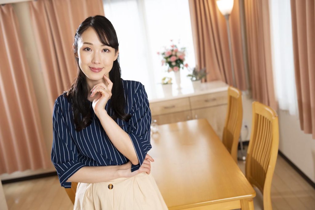 さくらみな 弟の借金返済のために10日間やられまくる姉 無修正 カリビアンコム 画像サンプル3