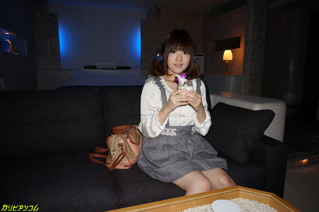 櫻井ともか 飲み泊まりSEX by HAMAR9 カリビアンコム カクテル一杯で酔ってふにゃふにゃになる場面