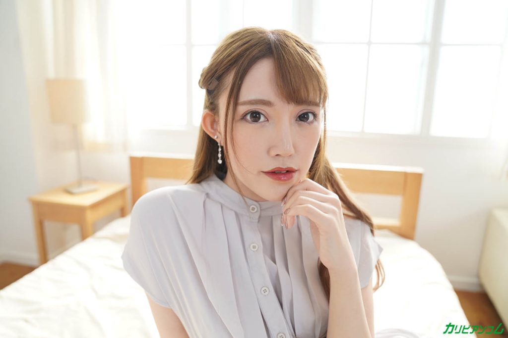 山岸詩織 清楚系デビュー作 ベロチューシーン カリビアンコム