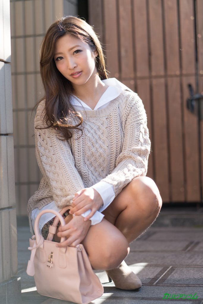 百多えみり クビレと色気が際立つ新人AV女優 スタイル紹介