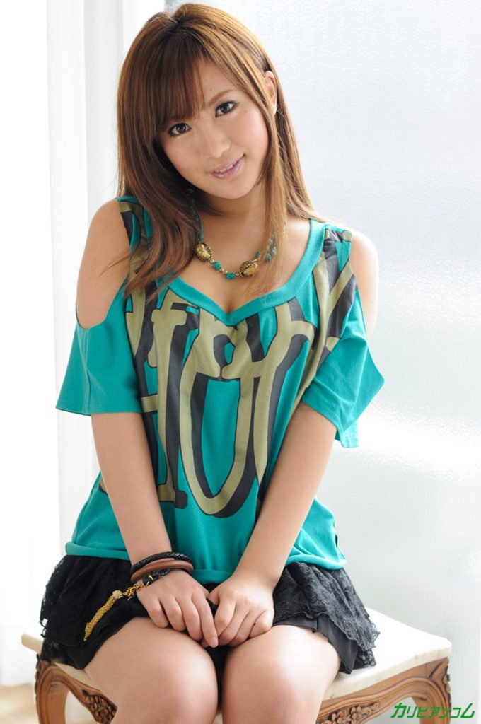 水谷心音 DebutVol29 カリビアンコム Eカップ美乳が揺れる背面騎乗位の瞬間