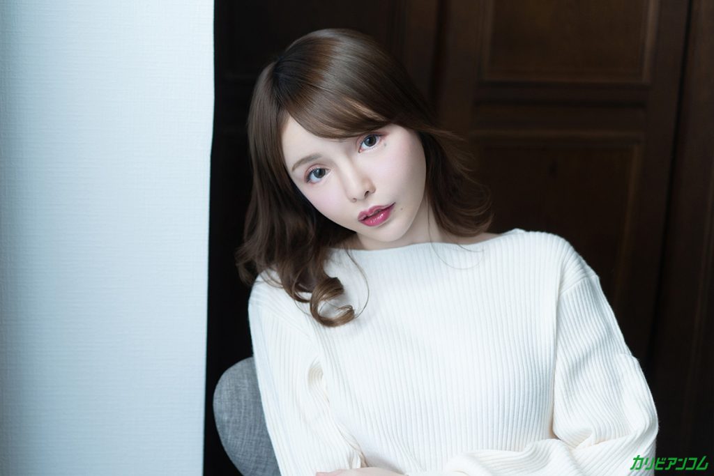 あなた、こんな私を許して ~力づくのキスに感じてしまった人妻~
出演者: 弘中れおな